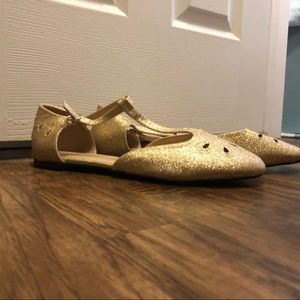 ModCloth Glittery Gold Flats